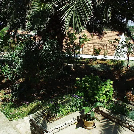 Apartamento With Wifi Sali, Dugi Otok - 886 Sali